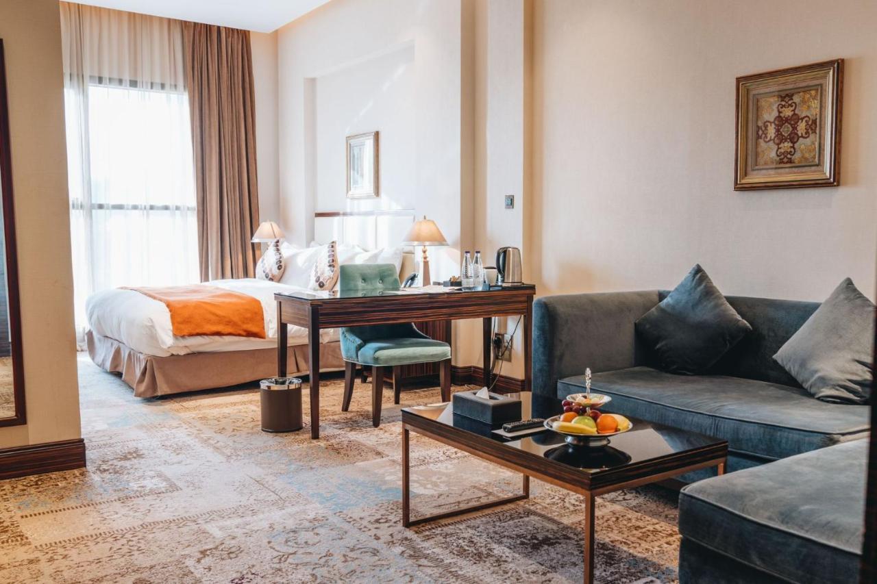 Warwick Al Khobar Hotel Bagian luar foto