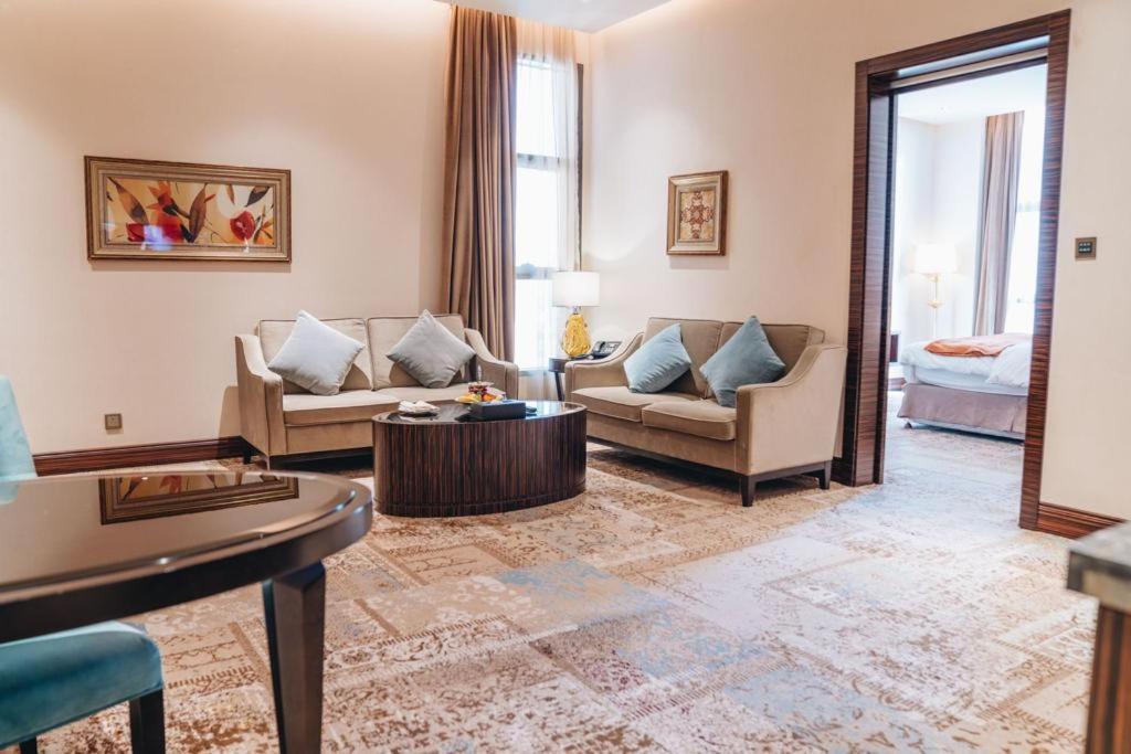 Warwick Al Khobar Hotel Bagian luar foto