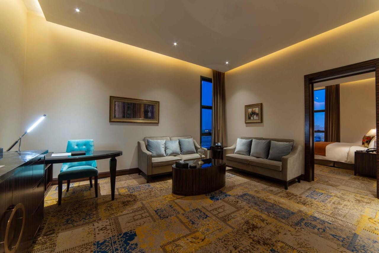 Warwick Al Khobar Hotel Bagian luar foto