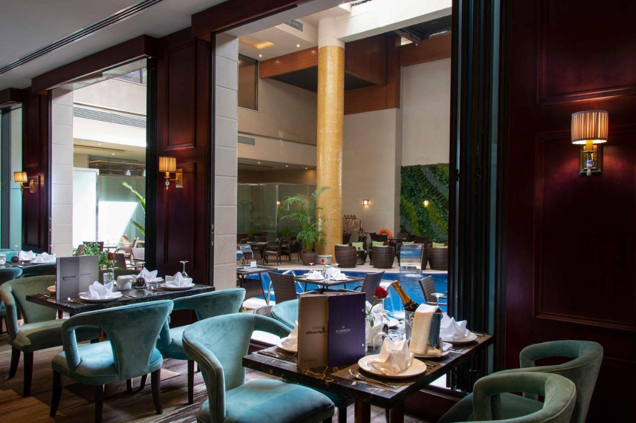 Warwick Al Khobar Hotel Bagian luar foto