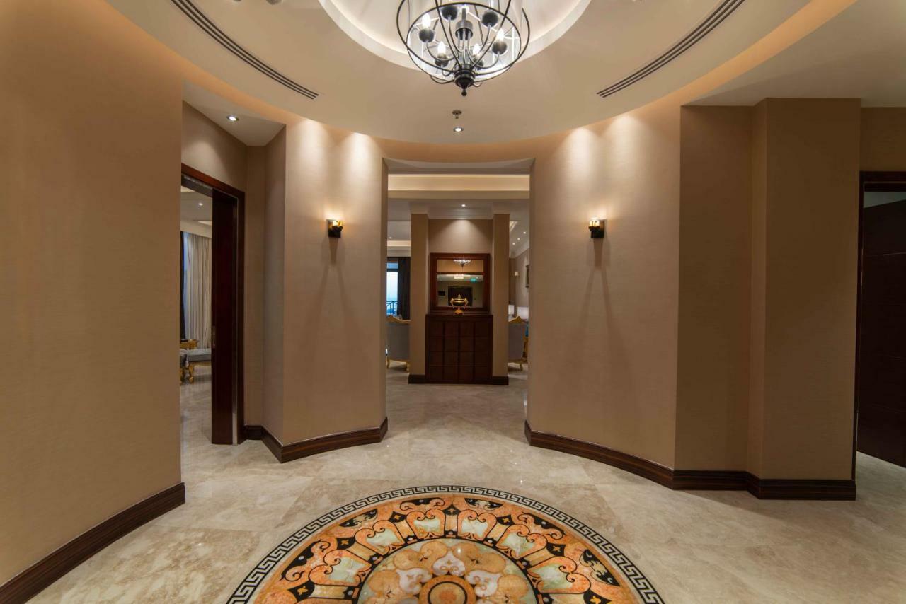 Warwick Al Khobar Hotel Bagian luar foto