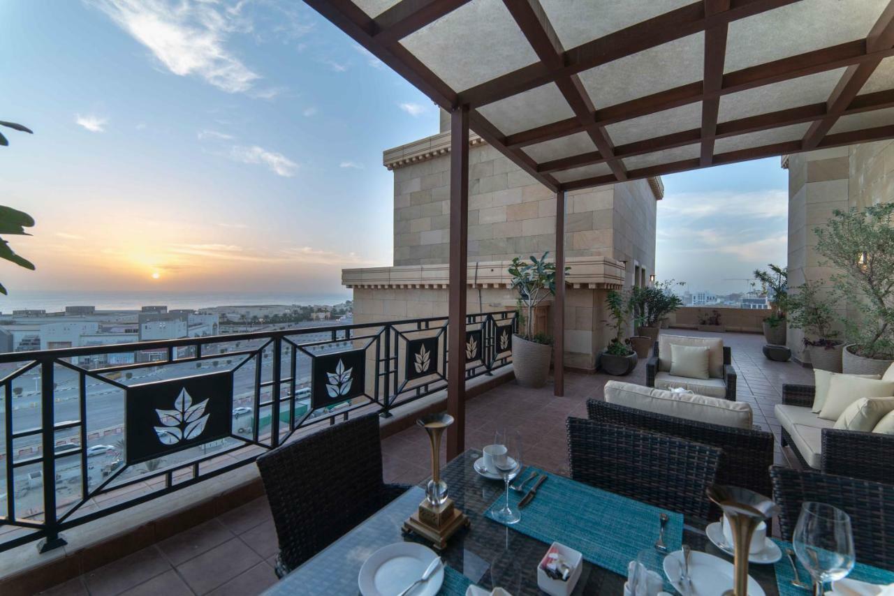 Warwick Al Khobar Hotel Bagian luar foto